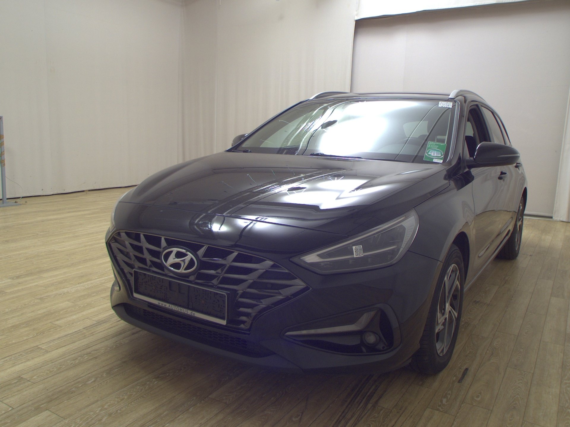 Hyundai i30 1.6 CRDI Navi LED PDC 2