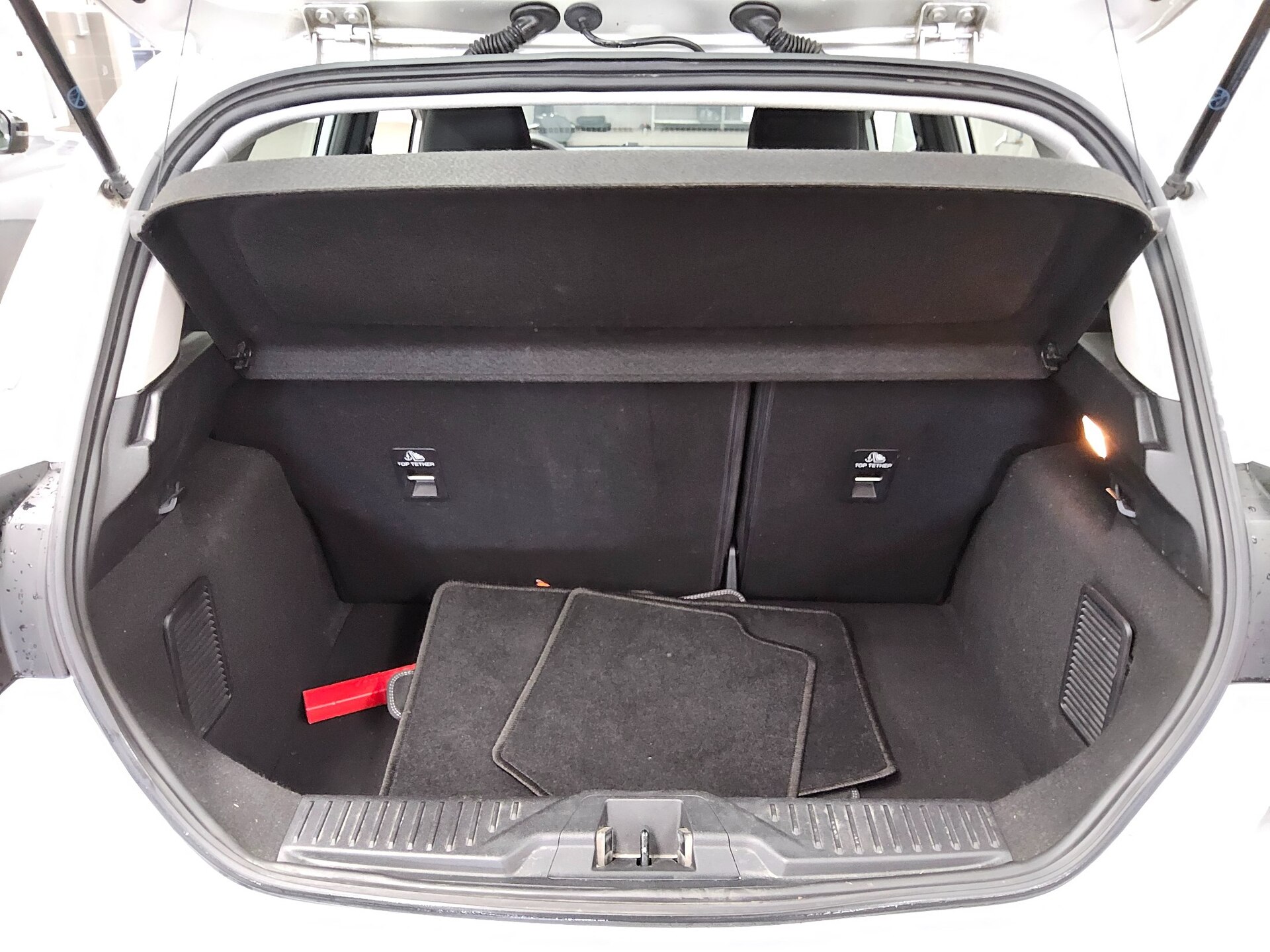 Ford Fiesta 1.0 EB Titanium Navi LED RfK PDC Tempomat 11