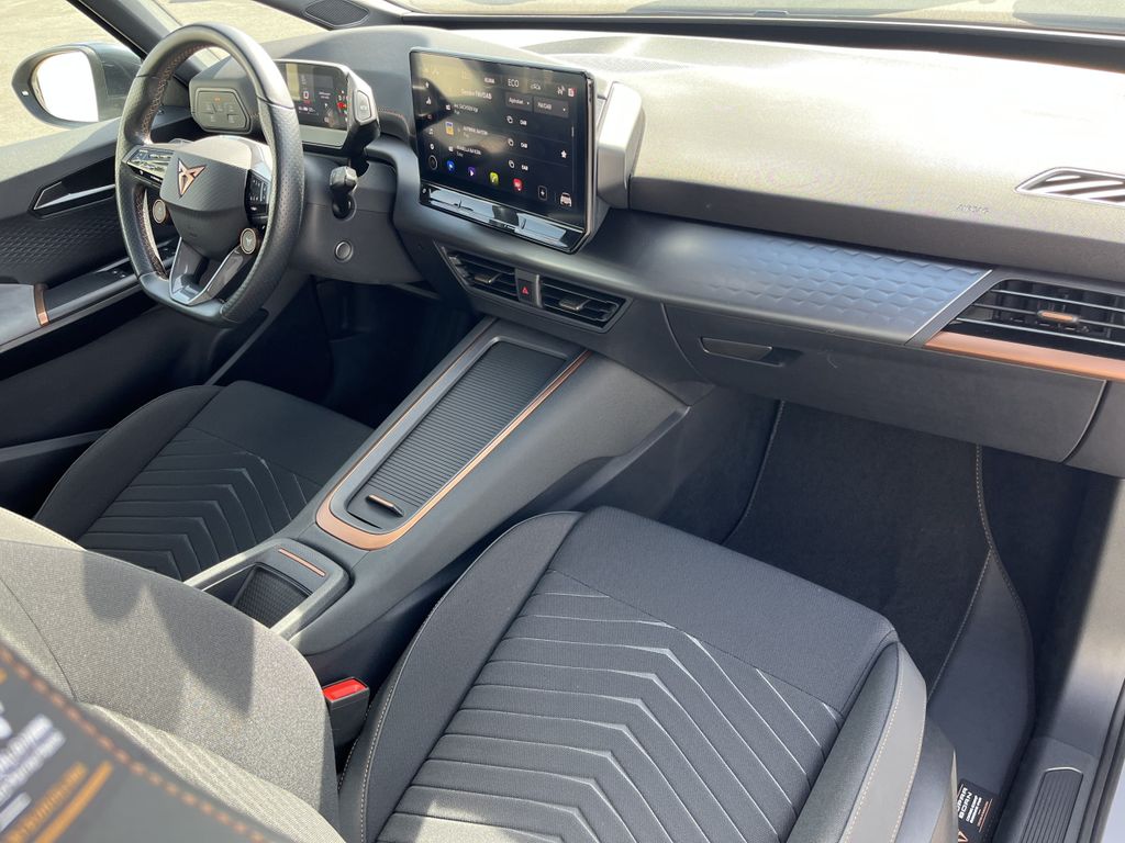 Cupra Born 13
