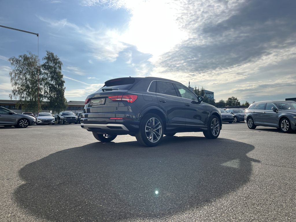 Audi Q3 35 2.0 TDI S tronic advanced 7