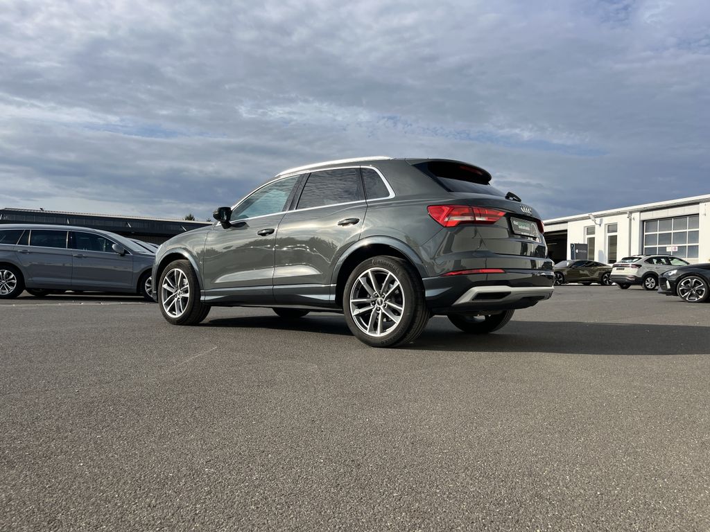 Audi Q3 35 2.0 TDI S tronic advanced 10