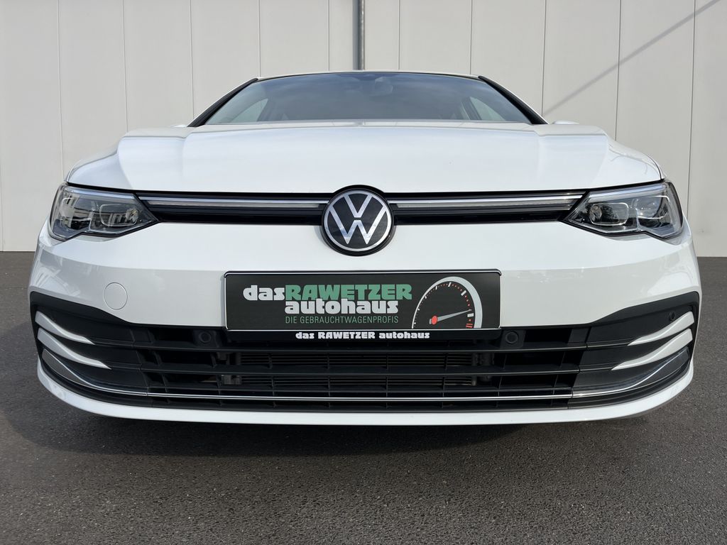 Volkswagen Golf 1.5 TSI DSG Style 4