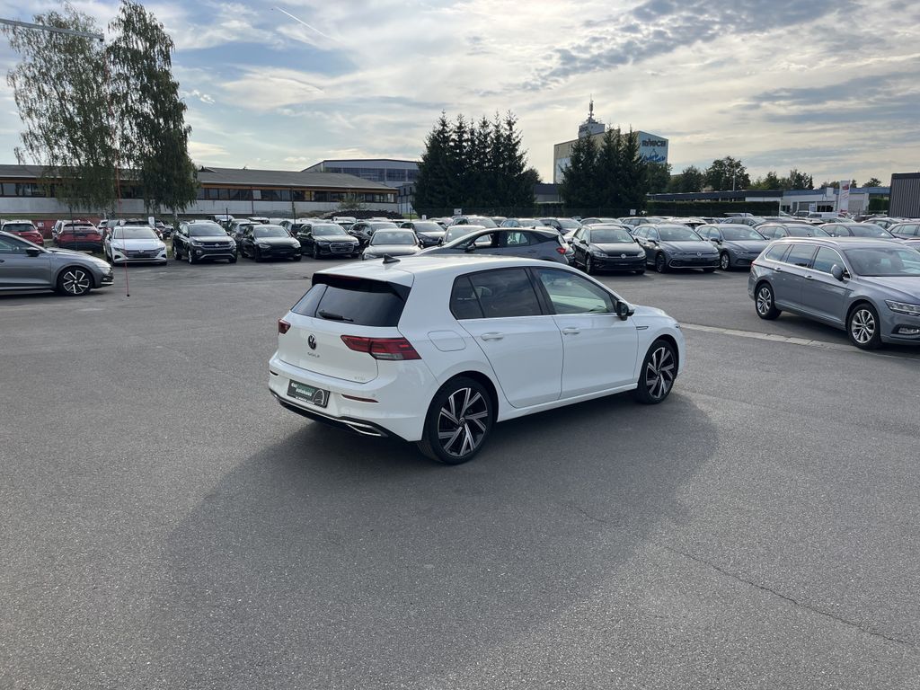Volkswagen Golf 1.5 TSI DSG Style 8