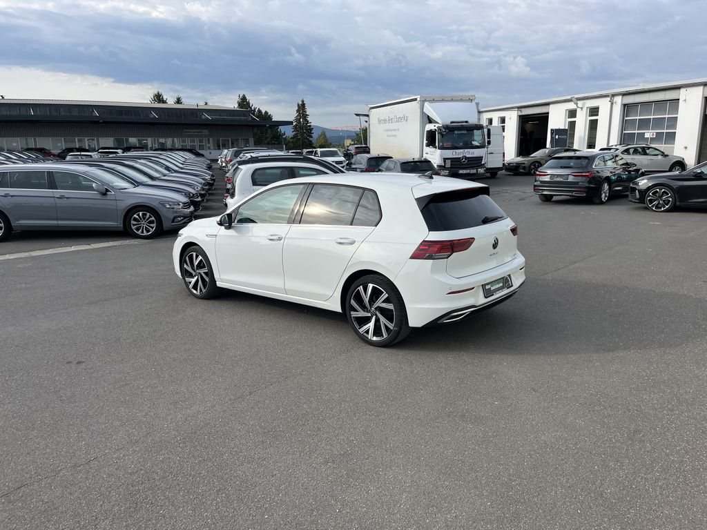 Volkswagen Golf 1.5 TSI DSG Style 11