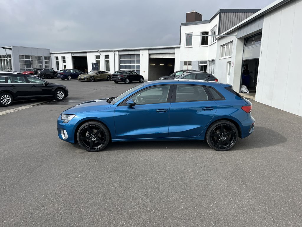 Audi A3 Sportback 35 1.5 TFSI advanced S-Line Optik 1 3