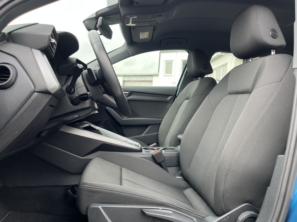 Audi A3 Sportback 35 1.5 TFSI advanced S-Line Optik 1 13