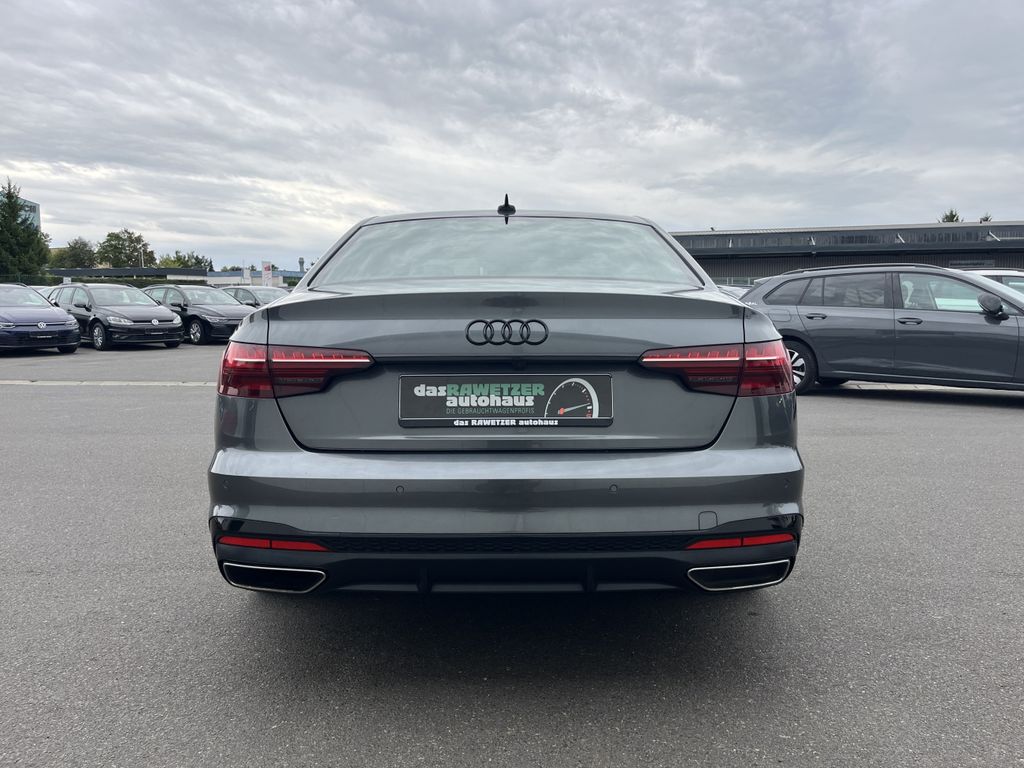 Audi A4 40 2.0 TDI quattro S tronic S line 9