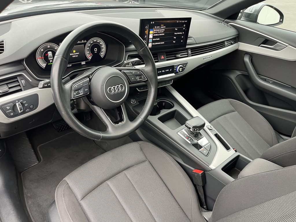Audi A4 40 2.0 TDI quattro S tronic S line 12