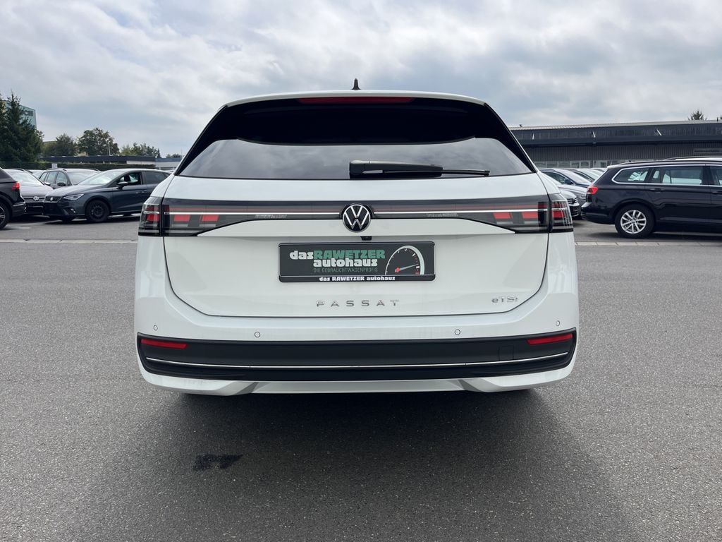 Volkswagen Passat Variant 1.5 TSI DSG Business 9