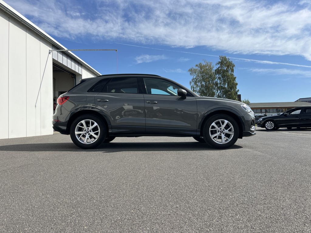 Audi Q3 35 1.5 TFSI advanced 4