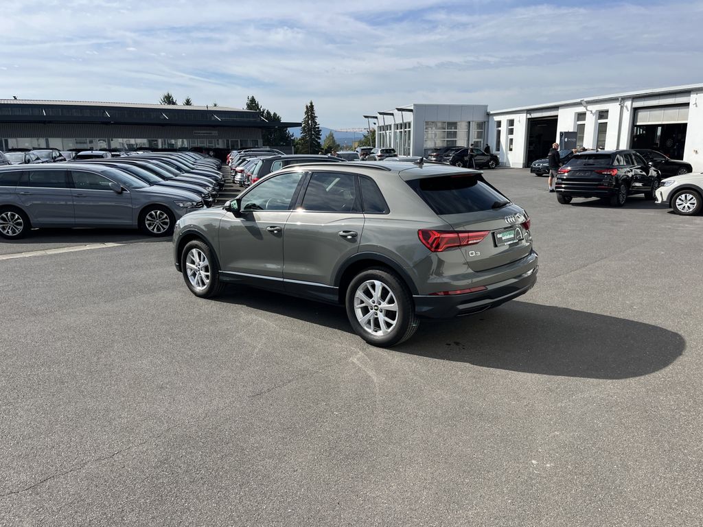 Audi Q3 35 1.5 TFSI advanced 10