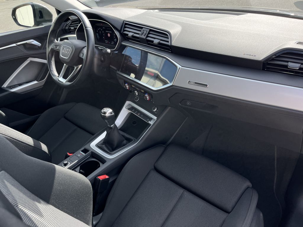 Audi Q3 35 1.5 TFSI advanced 13