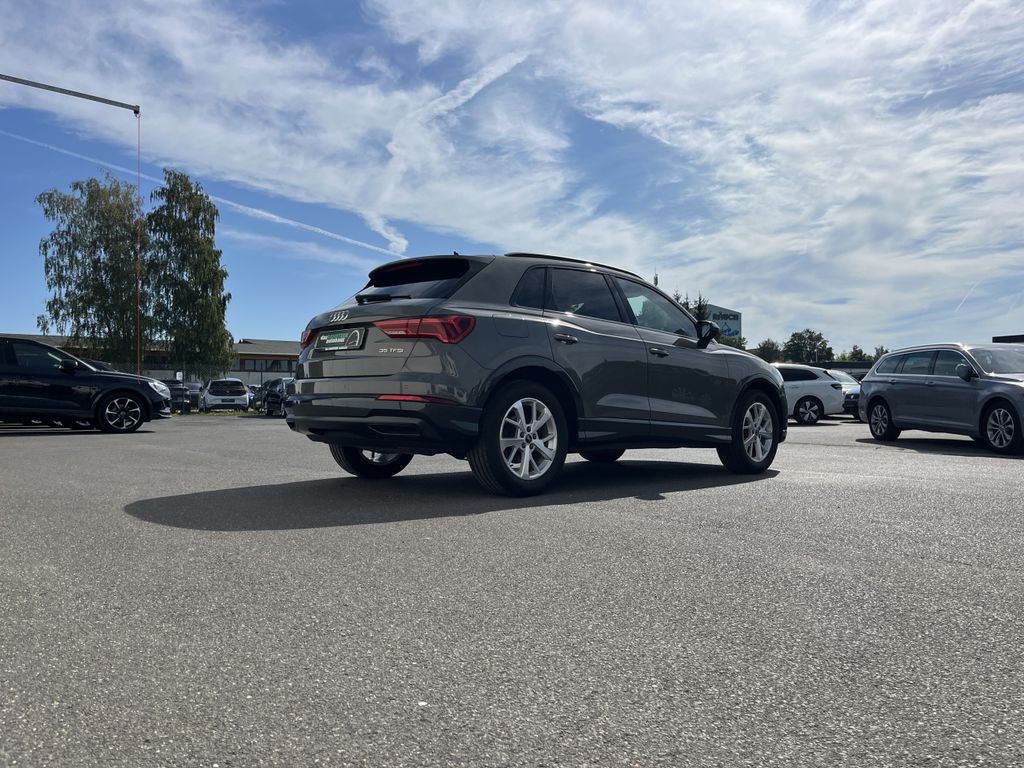 Audi Q3 35 1.5 TFSI advanced 6