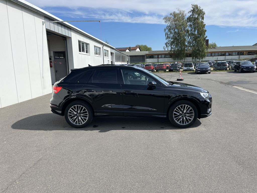 Audi Q3 35 2.0 TDI S tronic advanced 5