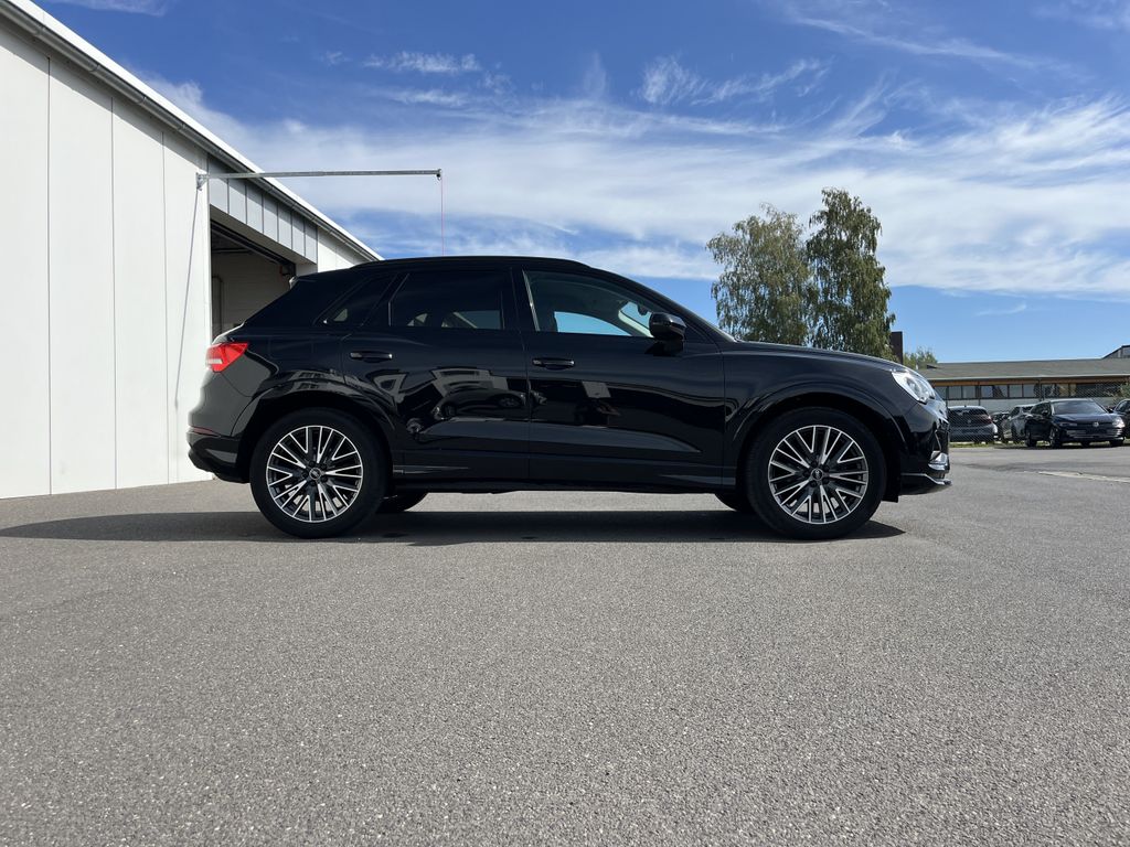 Audi Q3 35 2.0 TDI S tronic advanced 4