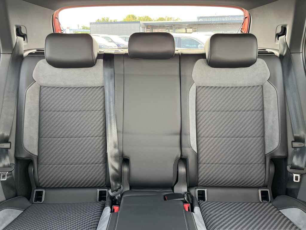Volkswagen T-Cross 1.0 TSI R-Line 16