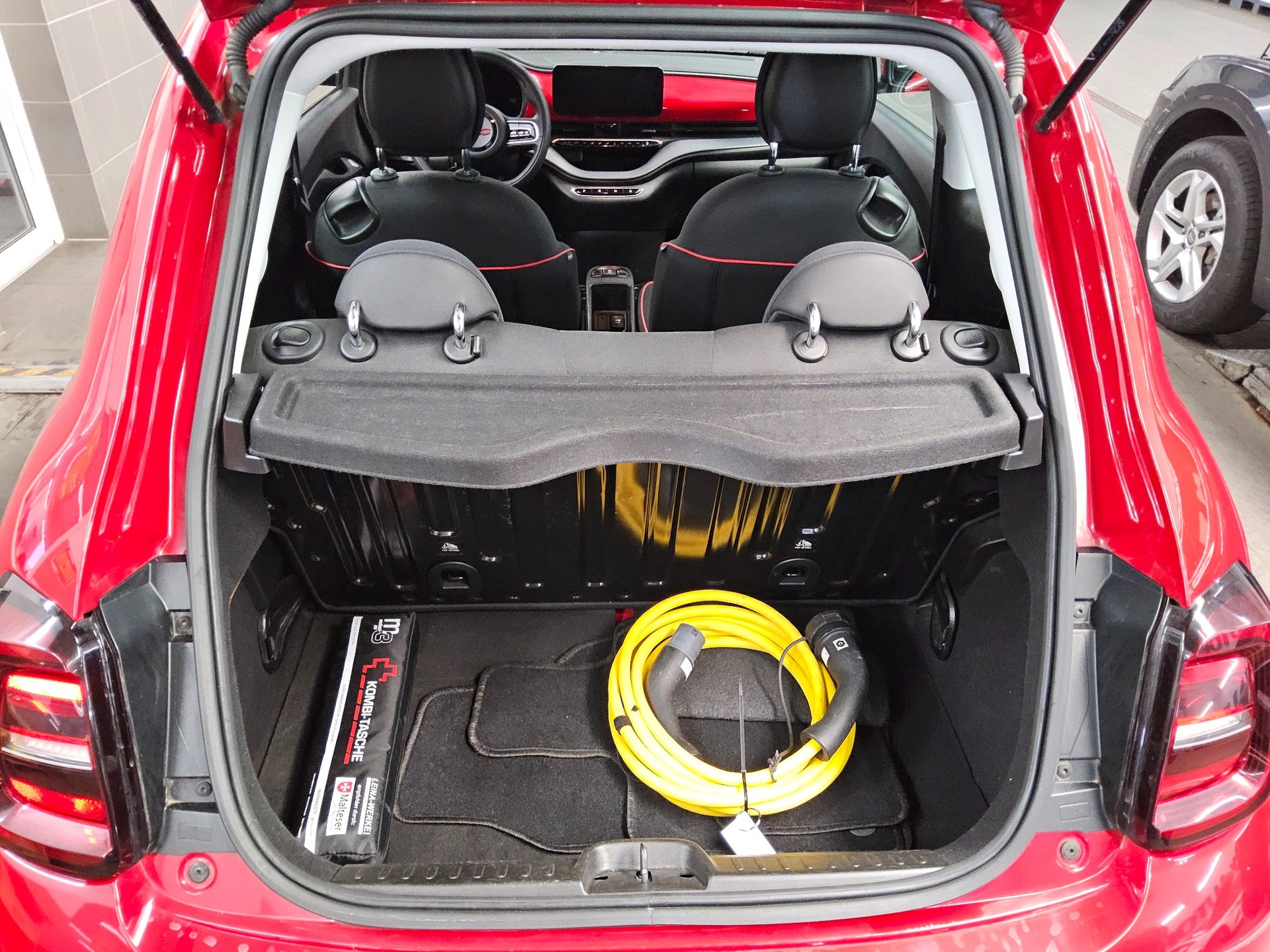 Fiat 500e Navi Shz DAB+ USB Klima Tempomat 12