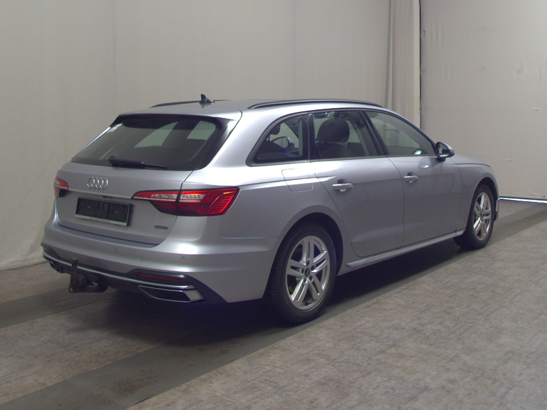 Audi A4 Avant 40 TDI advanced Navi LED Shz Pano Leder RFK 4