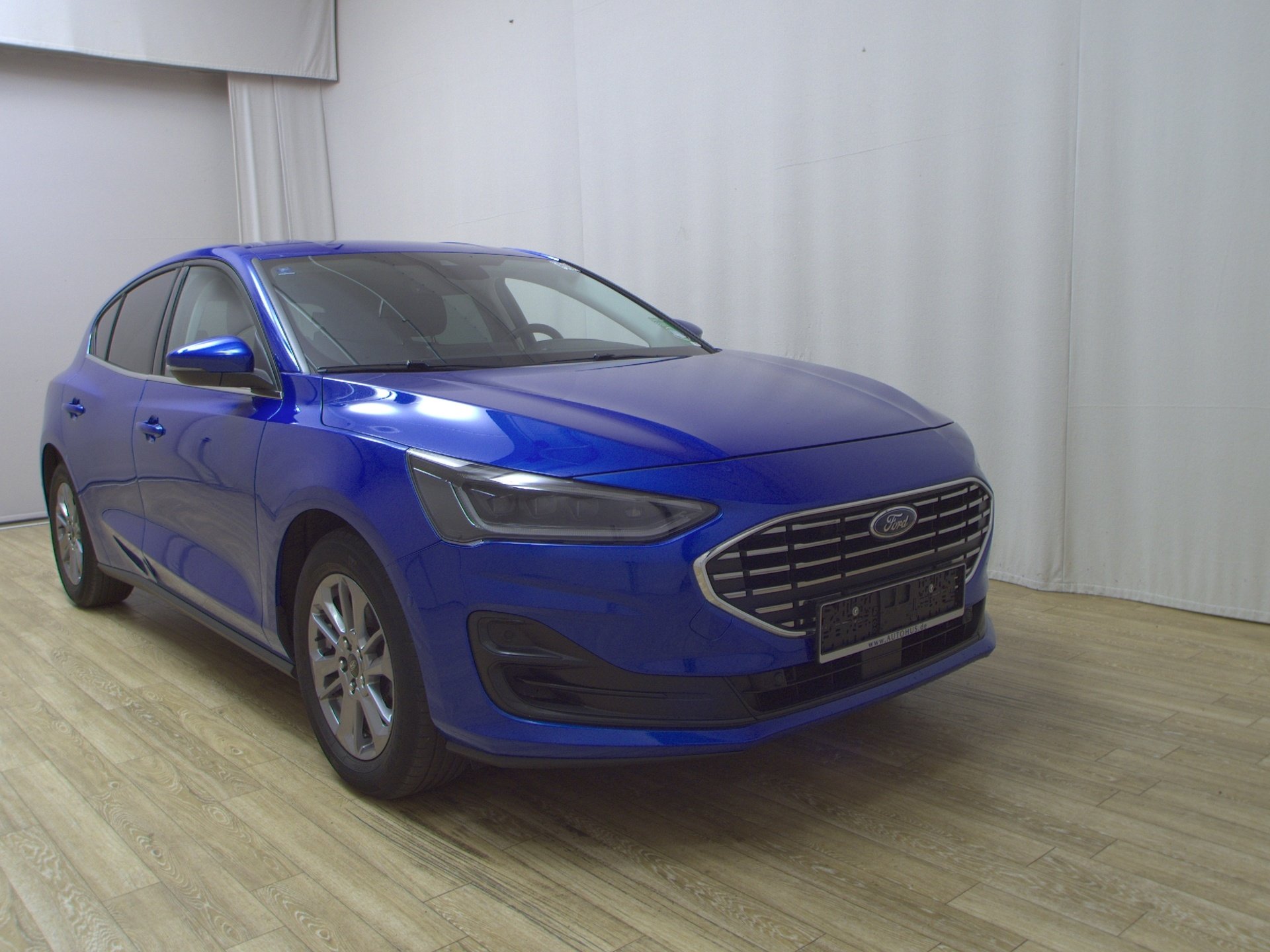 Ford Focus Turnier 1.0 EB Titanium Navi Matrix-LED Shz AHK PDC 3