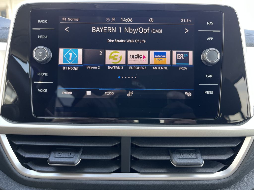 Volkswagen T-Roc 1.0 TSI MOVE 17