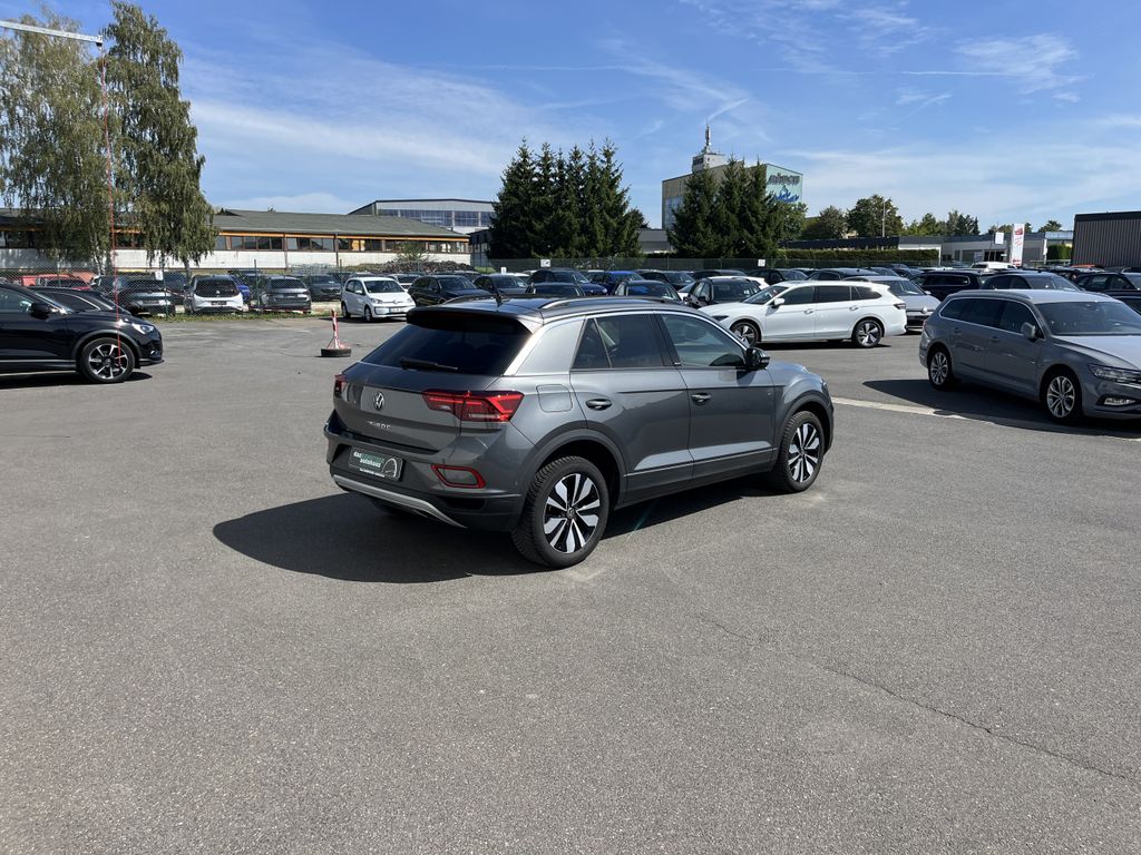 Volkswagen T-Roc 1.0 TSI MOVE 8