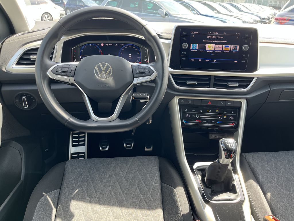 Volkswagen T-Roc 1.0 TSI MOVE 14