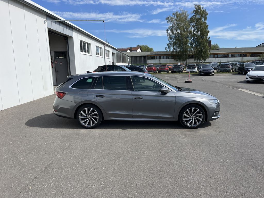 Skoda Octavia Combi 2.0 TDI DSG 4x4 Style 5