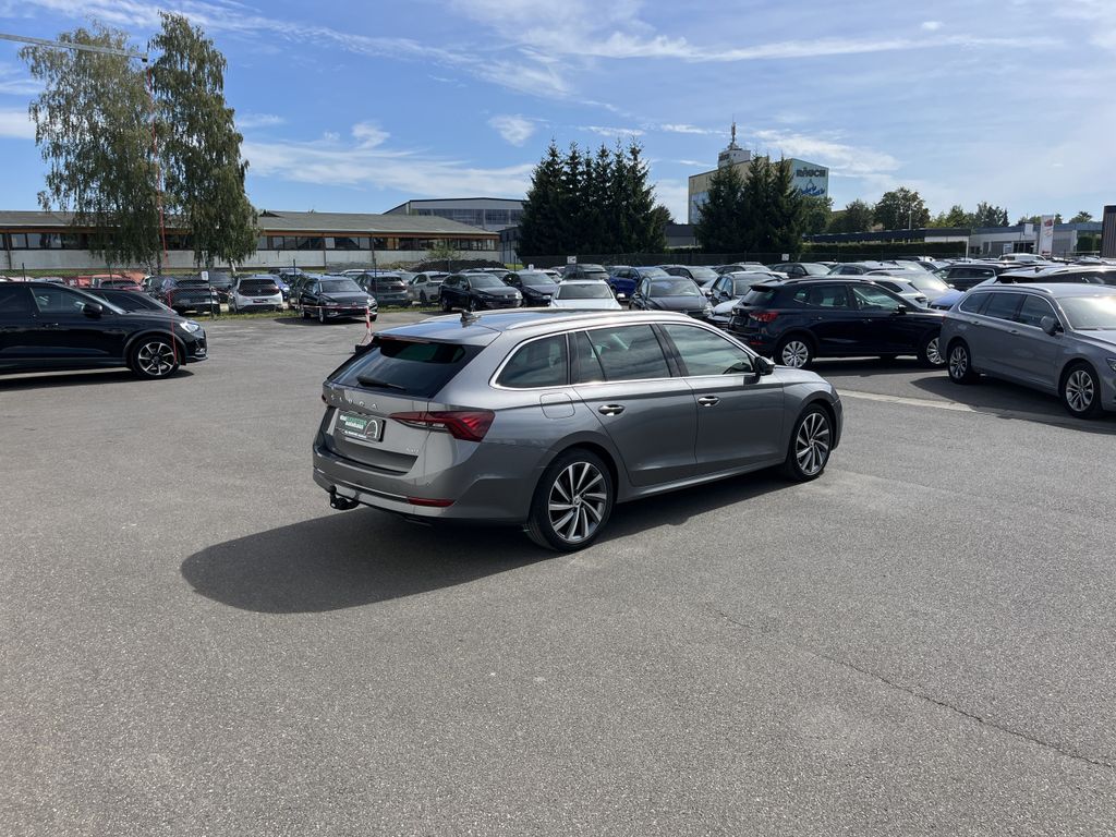Skoda Octavia Combi 2.0 TDI DSG 4x4 Style 7