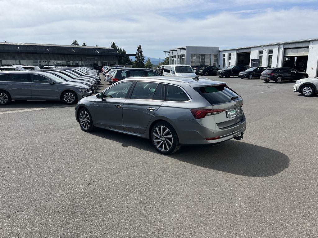 Skoda Octavia Combi 2.0 TDI DSG 4x4 Style 10