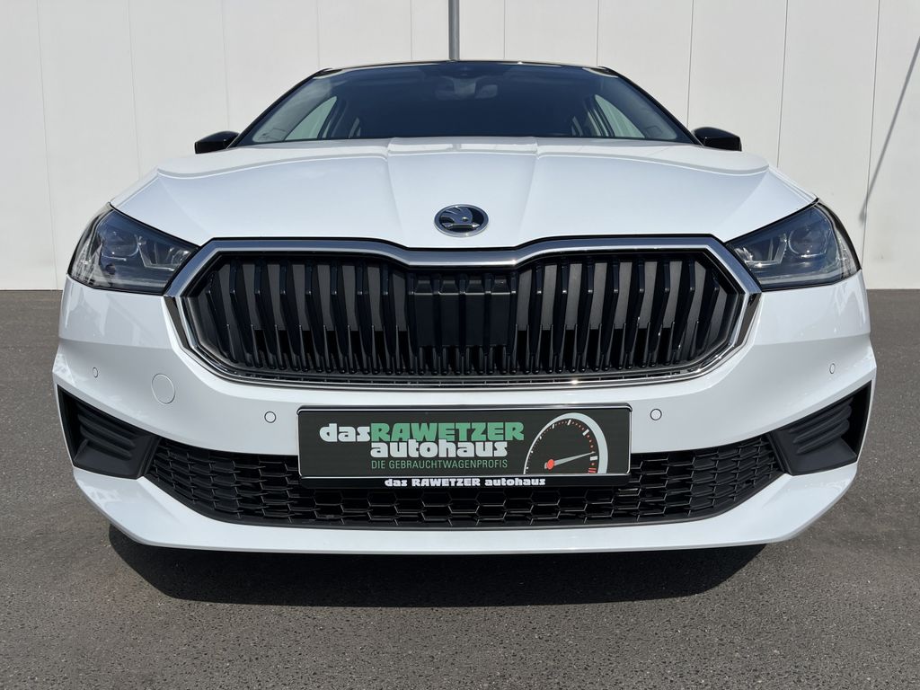 Skoda Fabia 1.0 TSI Color Concept 4