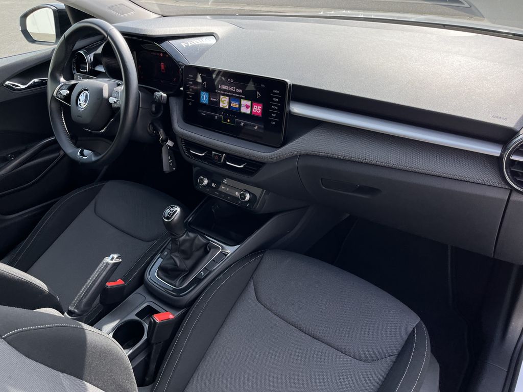 Skoda Fabia 1.0 TSI Color Concept 14
