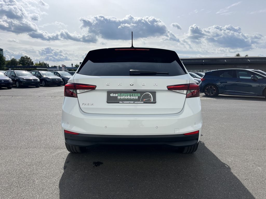 Skoda Fabia 1.0 TSI Color Concept 9