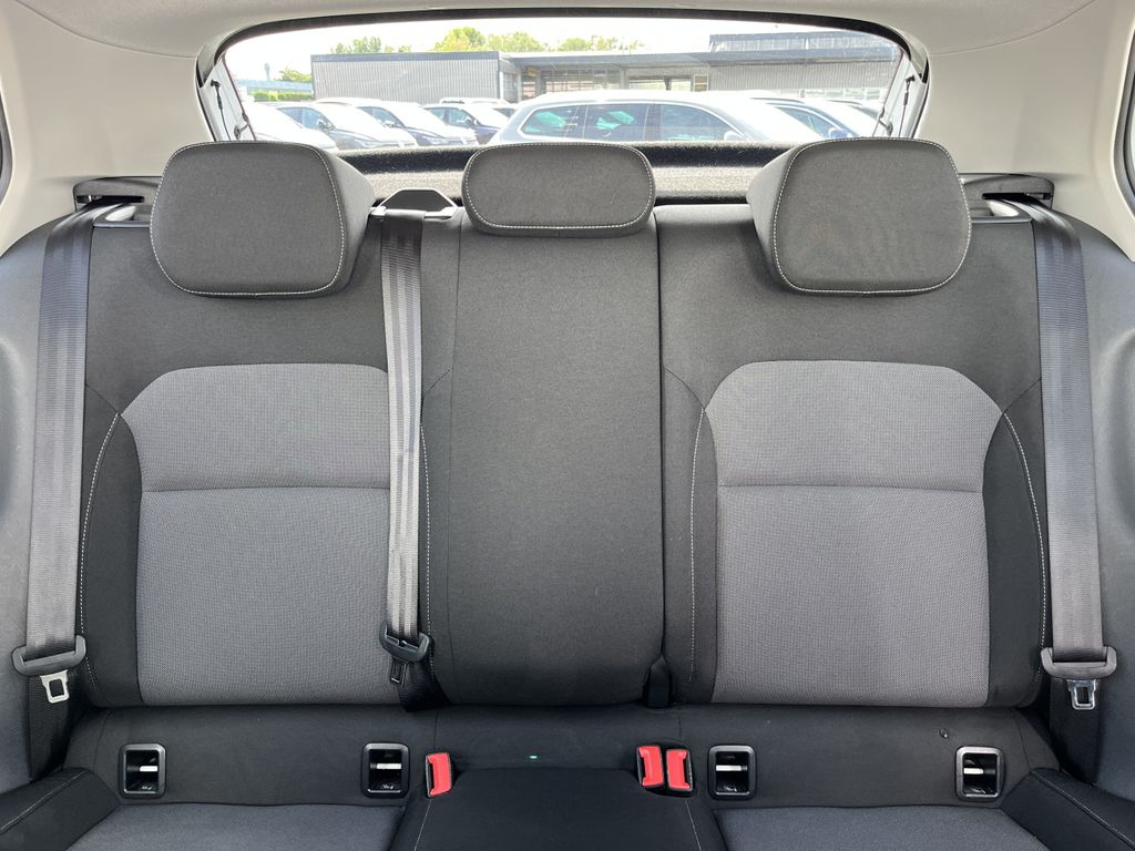 Skoda Fabia 1.0 TSI Color Concept 18