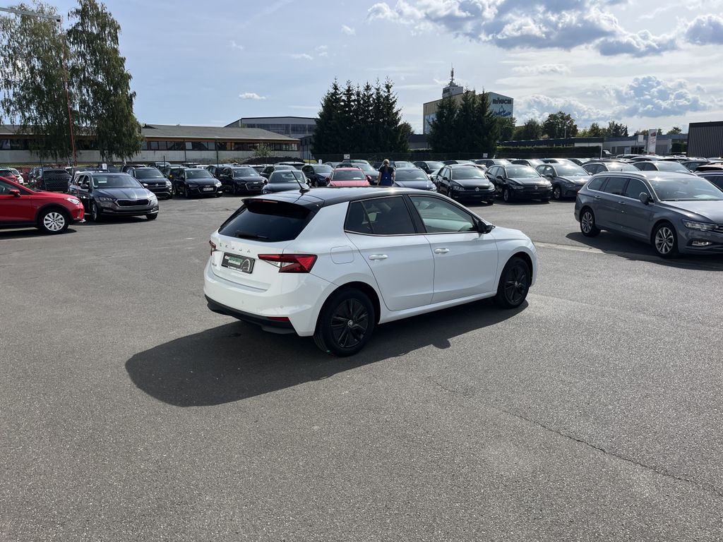 Skoda Fabia 1.0 TSI Color Concept 8