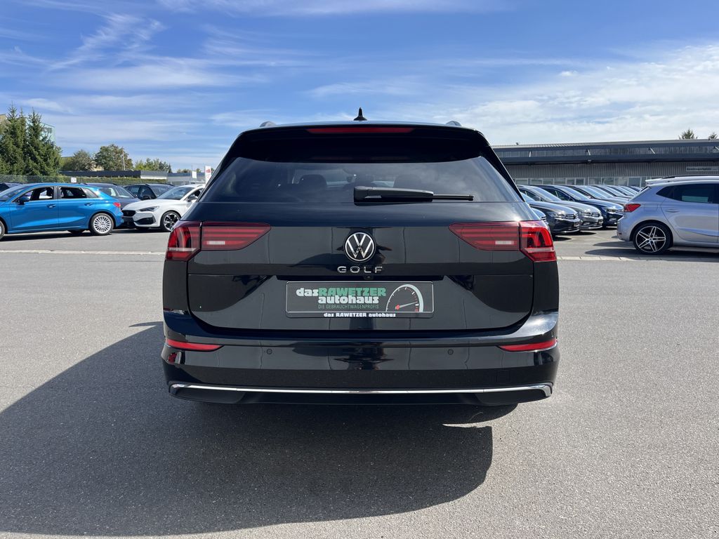 Volkswagen Golf Variant 1.5 TSI Life GOAL 8