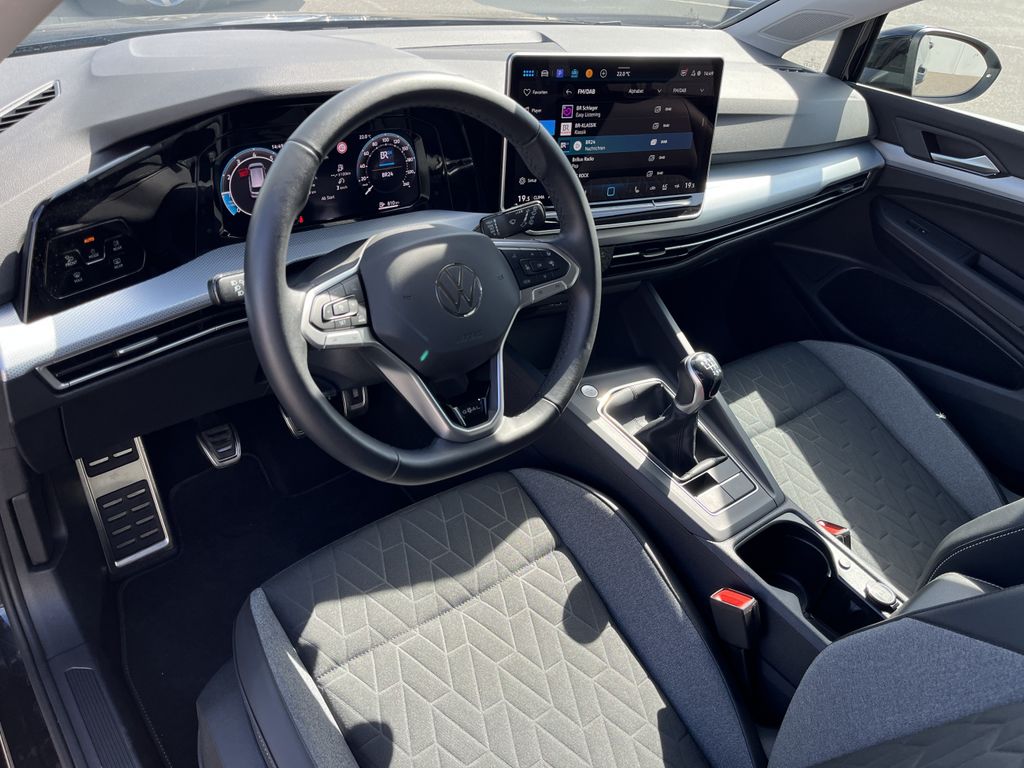 Volkswagen Golf Variant 1.5 TSI Life GOAL 11