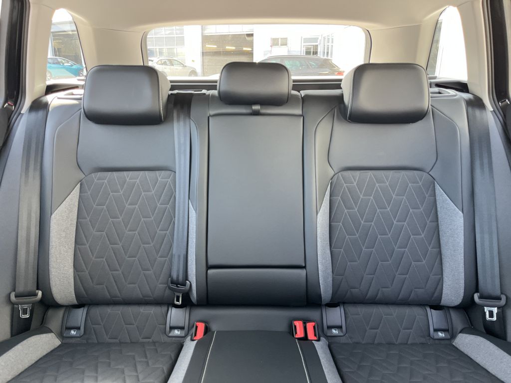 Volkswagen Golf Variant 1.5 TSI Life GOAL 17