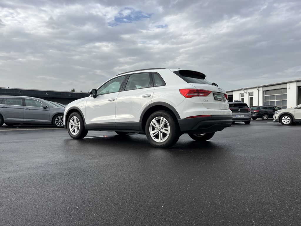 Audi Q3 45 1.4 TFSI e-Hybrid 10