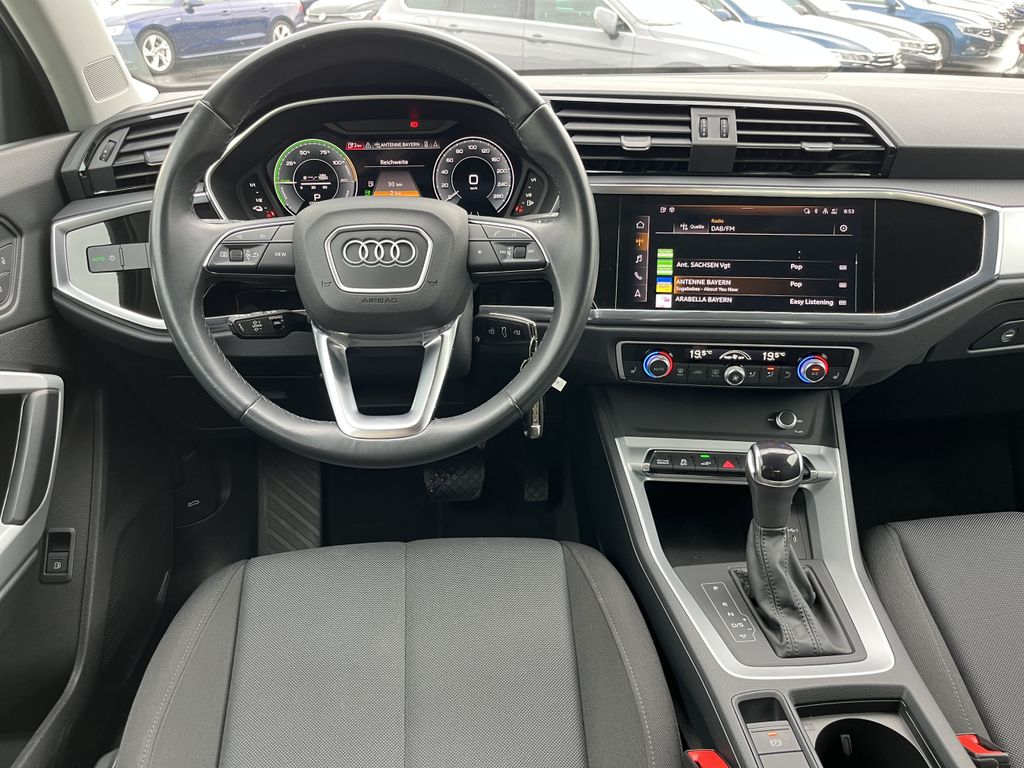 Audi Q3 45 1.4 TFSI e-Hybrid 16