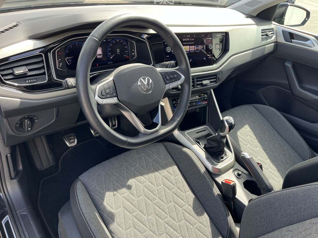 Volkswagen Polo 1.0 TSI MOVE 11