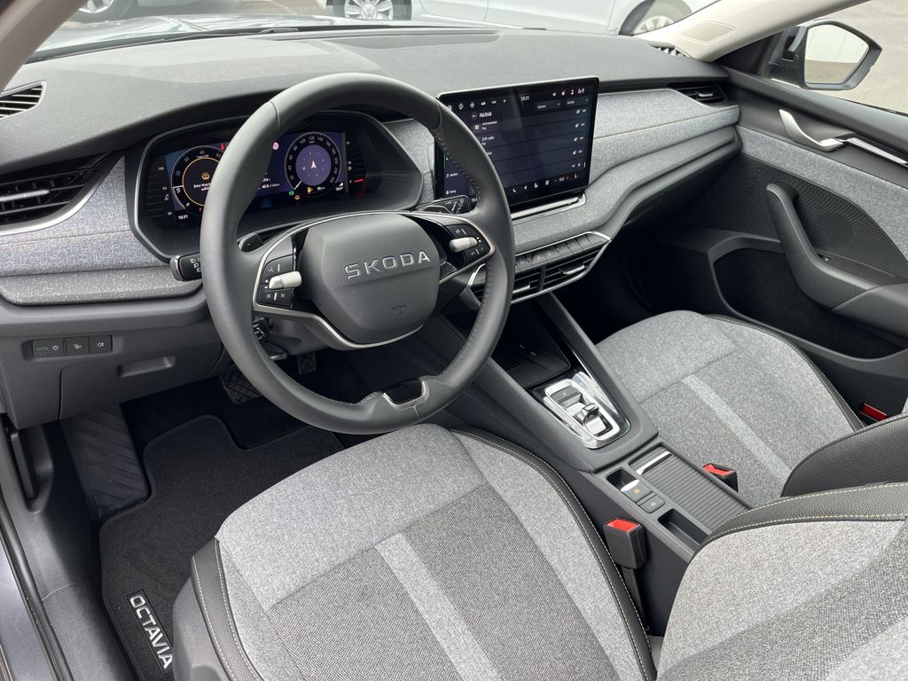 Skoda Octavia Combi 1.5 TSI DSG Blackline RS-Optik 175 12