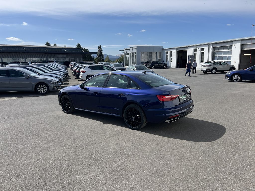 Audi A4 40 2.0 TDI S tronic Blackline S-Line Optik 16 11