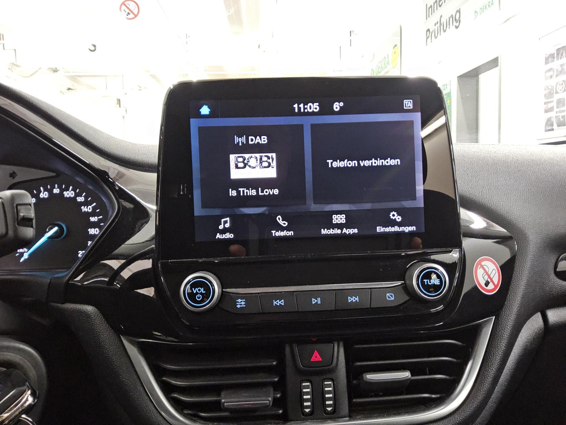 Ford Fiesta 1.0 EB Trend LED DAB Klima 7