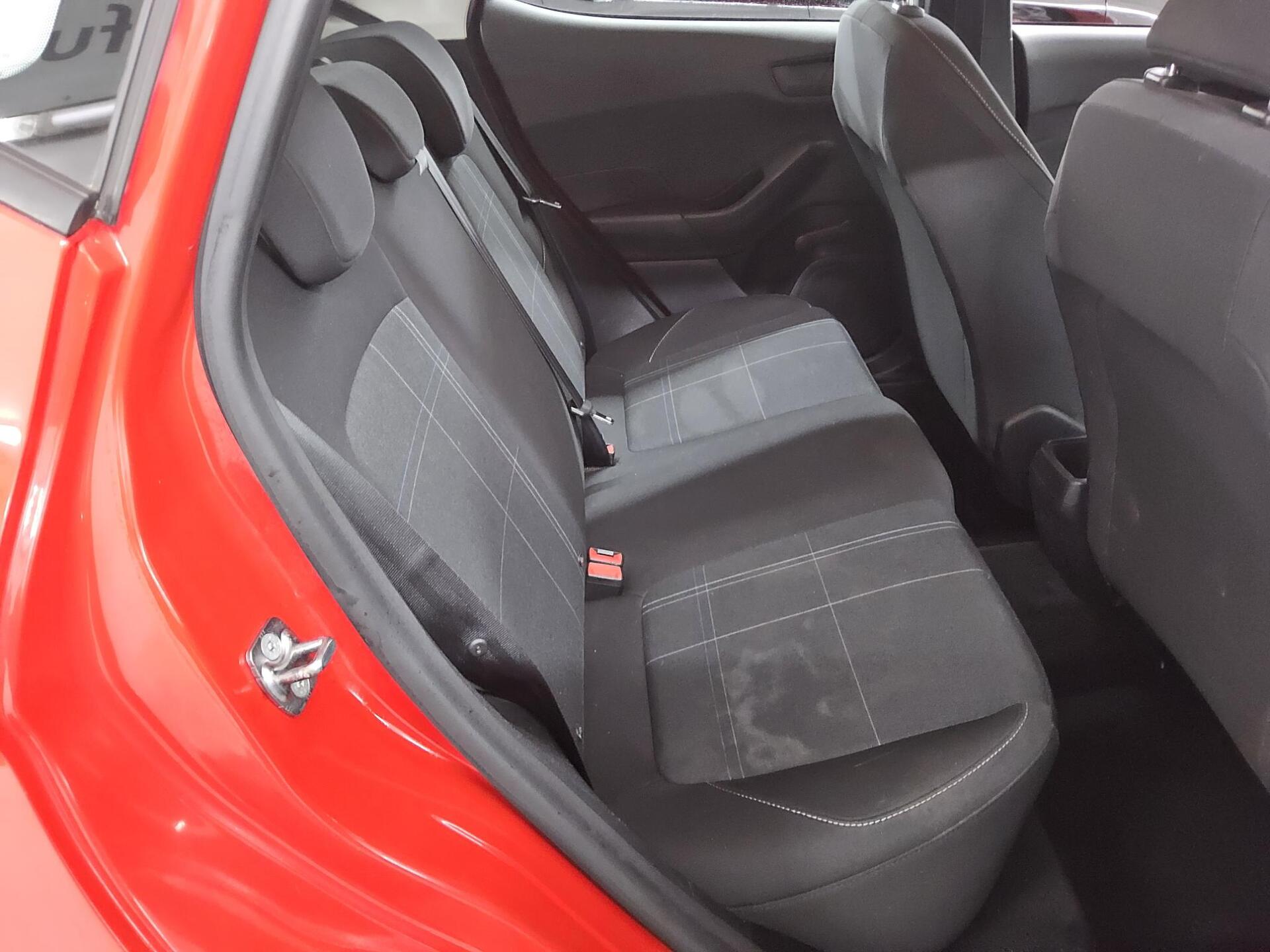 Ford Fiesta 1.0 EB Trend LED DAB Klima 13