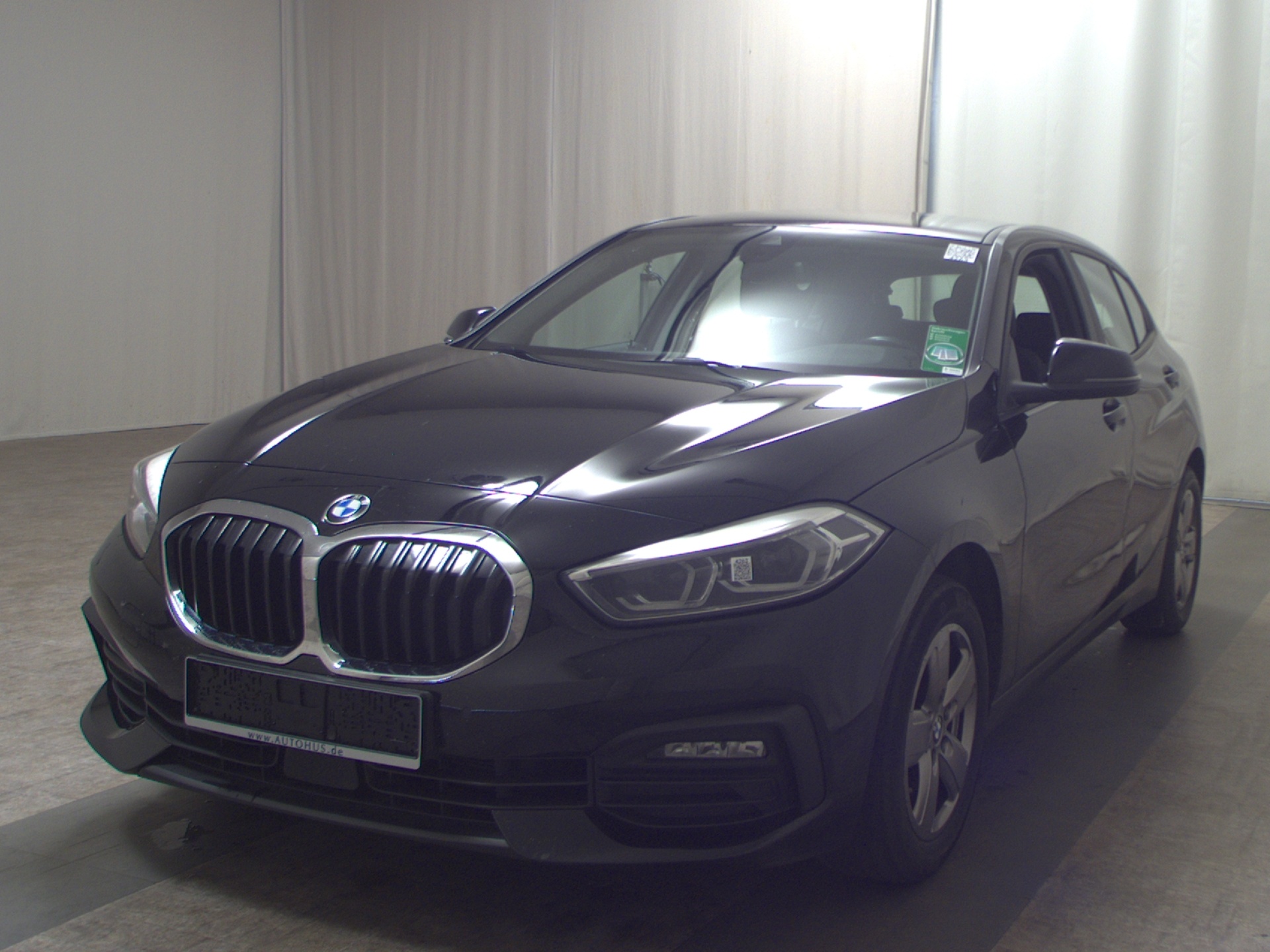 BMW 118dA Advantage T-Leder Navi LED LC Pro AHK HiFi 2