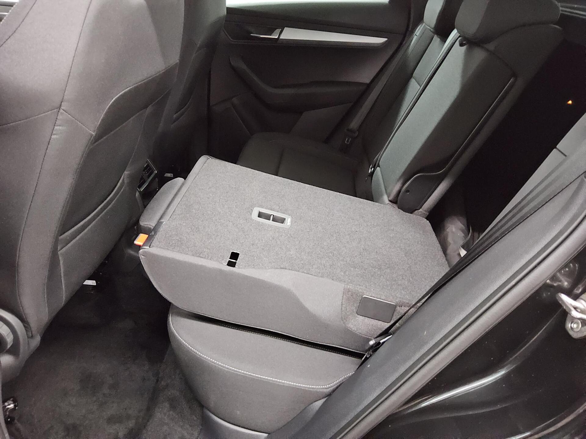 Skoda Karoq 2.0 TDI Navi LED vc AHK 13