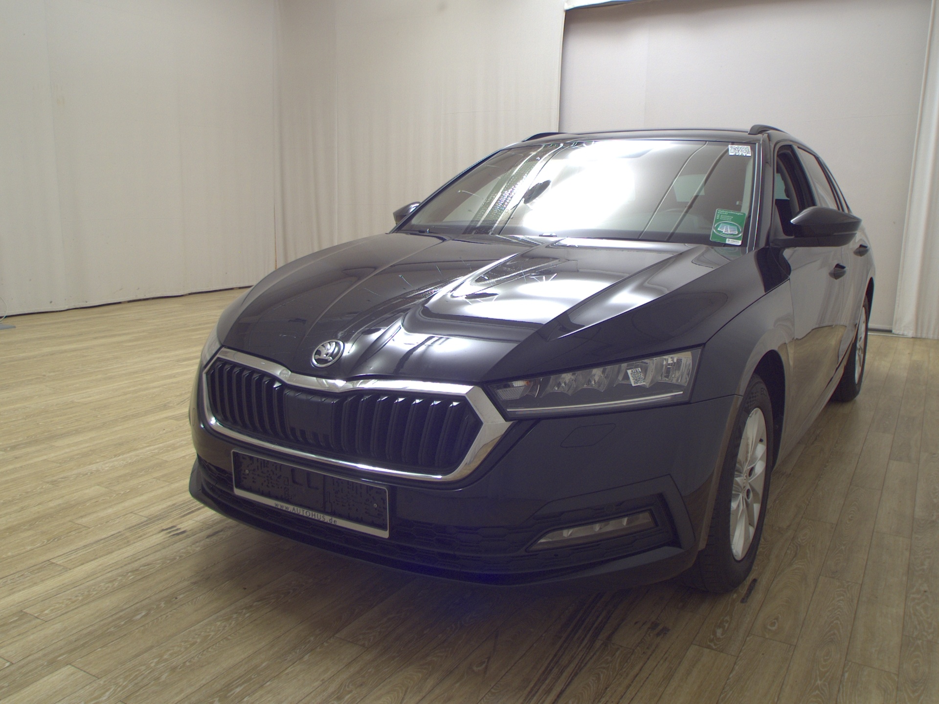 Skoda Octavia Kombi 2.0 TDI Ambition Navi LED vc 4xShz 2
