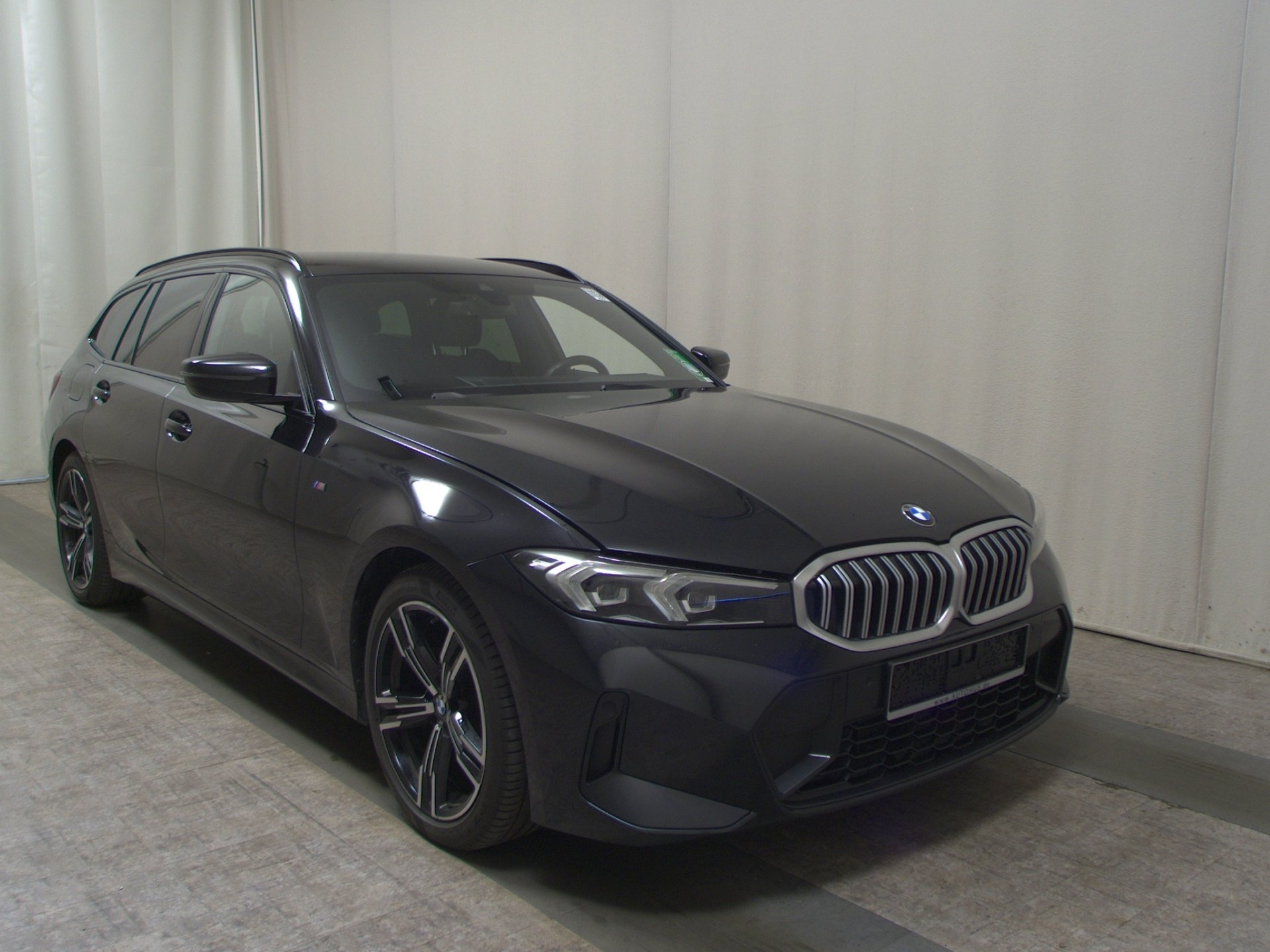 BMW 320dA Touring M-Sport Navi LED Curved Harman 3