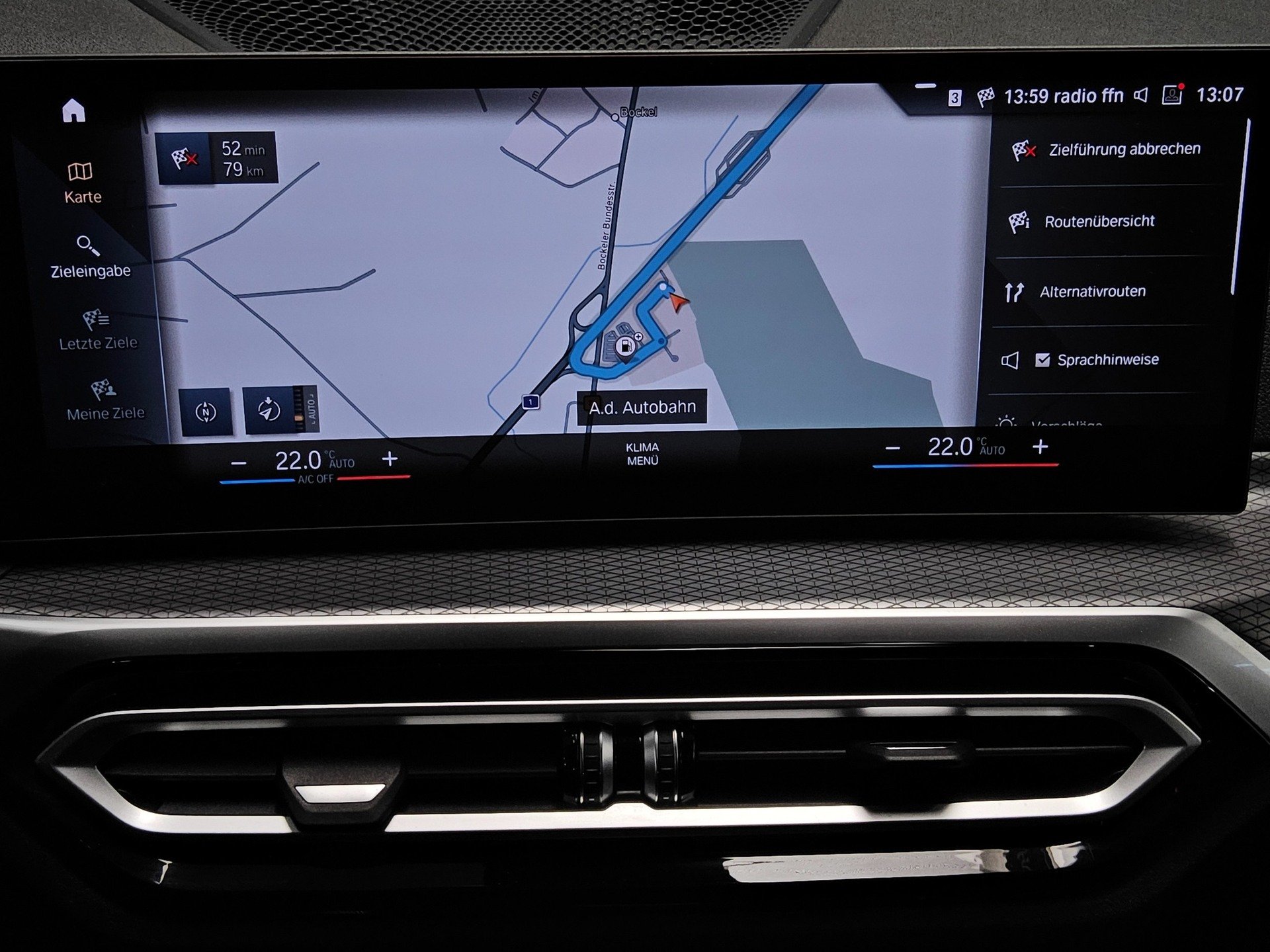 BMW 320dA Touring M-Sport Navi LED Curved Harman 7