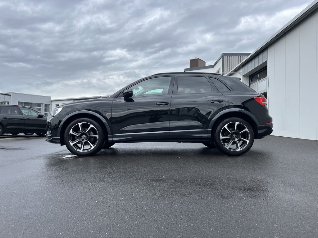 Audi Q3 35 2.0 TDI S tronic Blackline 2